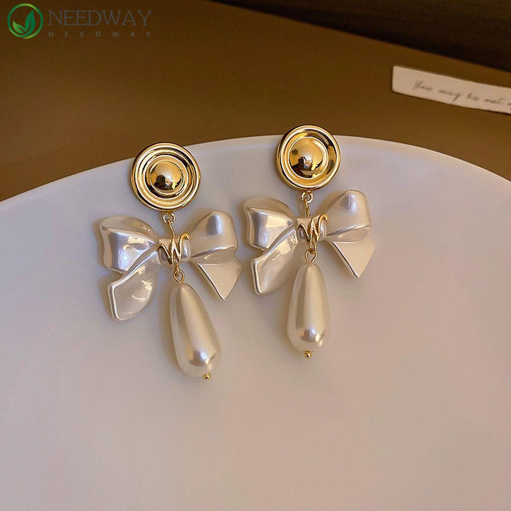 Needway Wanita Busur Anting Ikatan Simpul Fashion Temperamen Tetesan Air Hadiah Kekasih Telinga Stud Gaya Korea Gadis Tindik Stud Earrings