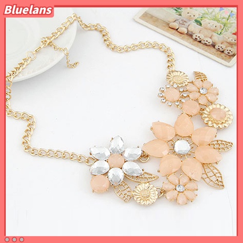 [BLS] Fashion Wanita Resin Bunga Rantai Liontin Choker Bib Statement Collar Necklace