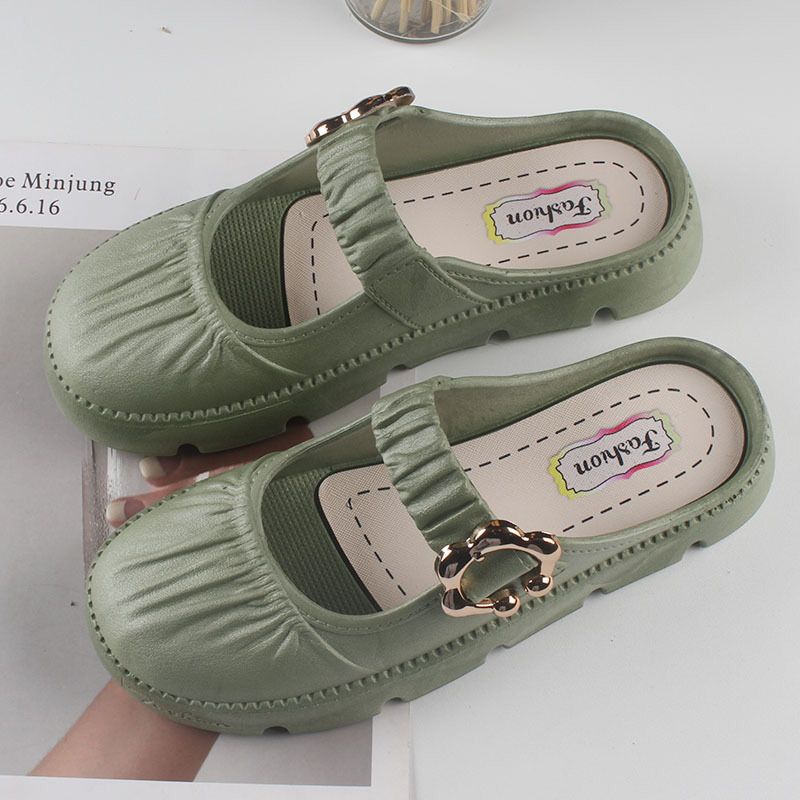 TOPGROSIR TG1725 Sandal Wanita FlatShoes  Sepatu Slip On Kerja Kerut Bunga