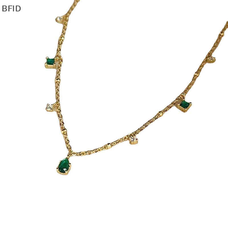 [BFID] Retro Emerald Hias Berlian Imitasi Kalung Perempuan Temperamen Sederhana Indah Rantai Klavikula Perhiasan Hadiah [ID]