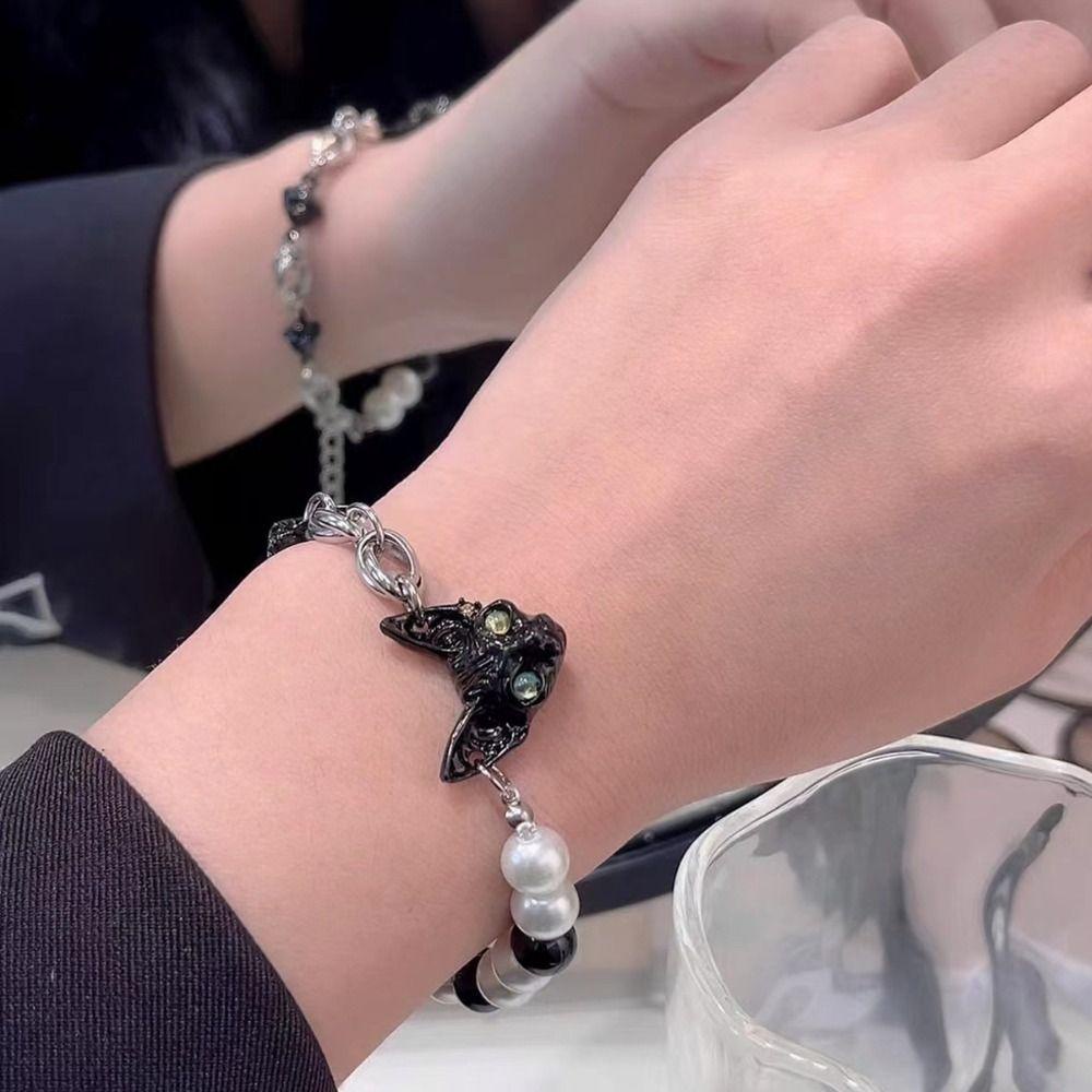 Mxbeauty Hitam Kucing Gelang Kalung Kepribadian Manis Mutiara Manik-Manik Y2K Sweater Rantai Street Wear Gaya Korea Perhiasan Aksesoris Untuk Wanita