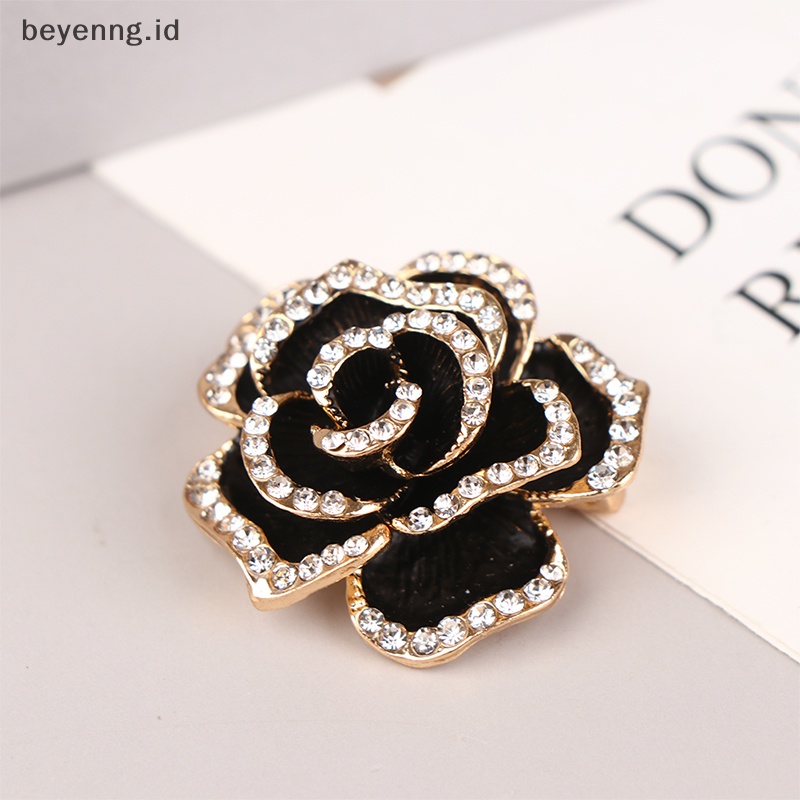 Beyen 1Pc Wanita Bros Enamel Pin Merah Hitam Mawar Kerah Pin Bunga Lencana Brooch ID