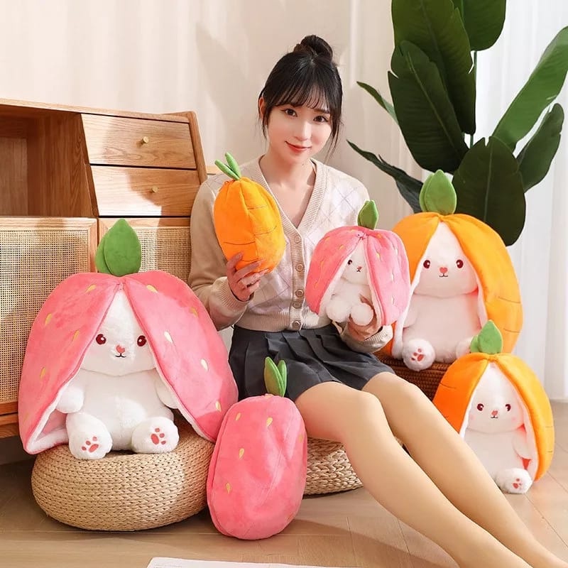 HZ  Mainan Mewah Kelinci Flip Lucu Strawberry Boneka Lembut 2in1 Buah Berubah Menjadi Strawberry Kelinci Lucu Telinga Panjang