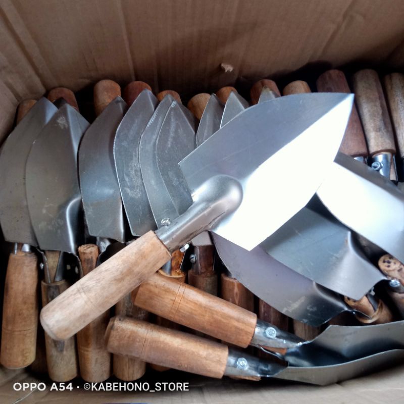 Sekop Taman Lancip Grosir Harga Termurah / Sekop Tanah Untuk Berkebun / Sekop Kebun Stainless / Seko