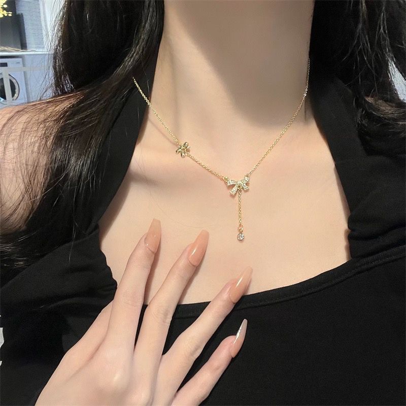 Kalung Geometris Kupu-Kupu Berlian Imitasi Bahan Alloy Korea Untuk Anak Perempuan