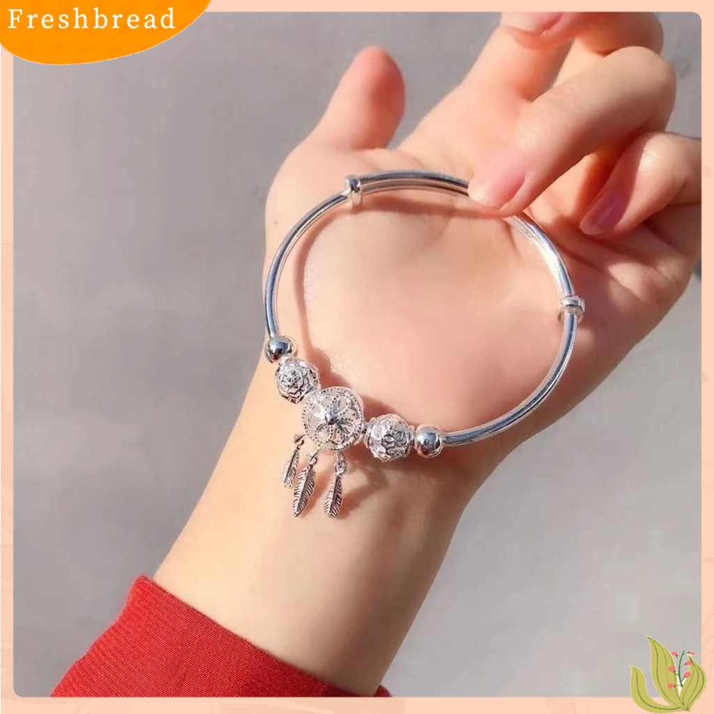 &lt; Freshbread &gt; Wanita Gelang Bentuk Lingkaran Manik Bulat Elegan Dipoles Mudah Cocok Dengan Warna Silver Keadaan Yang Dapat Disesuaikan Keadaan Yang Dapat Disesuaikan Bulu Rumbai Lady Bangle Hadiah