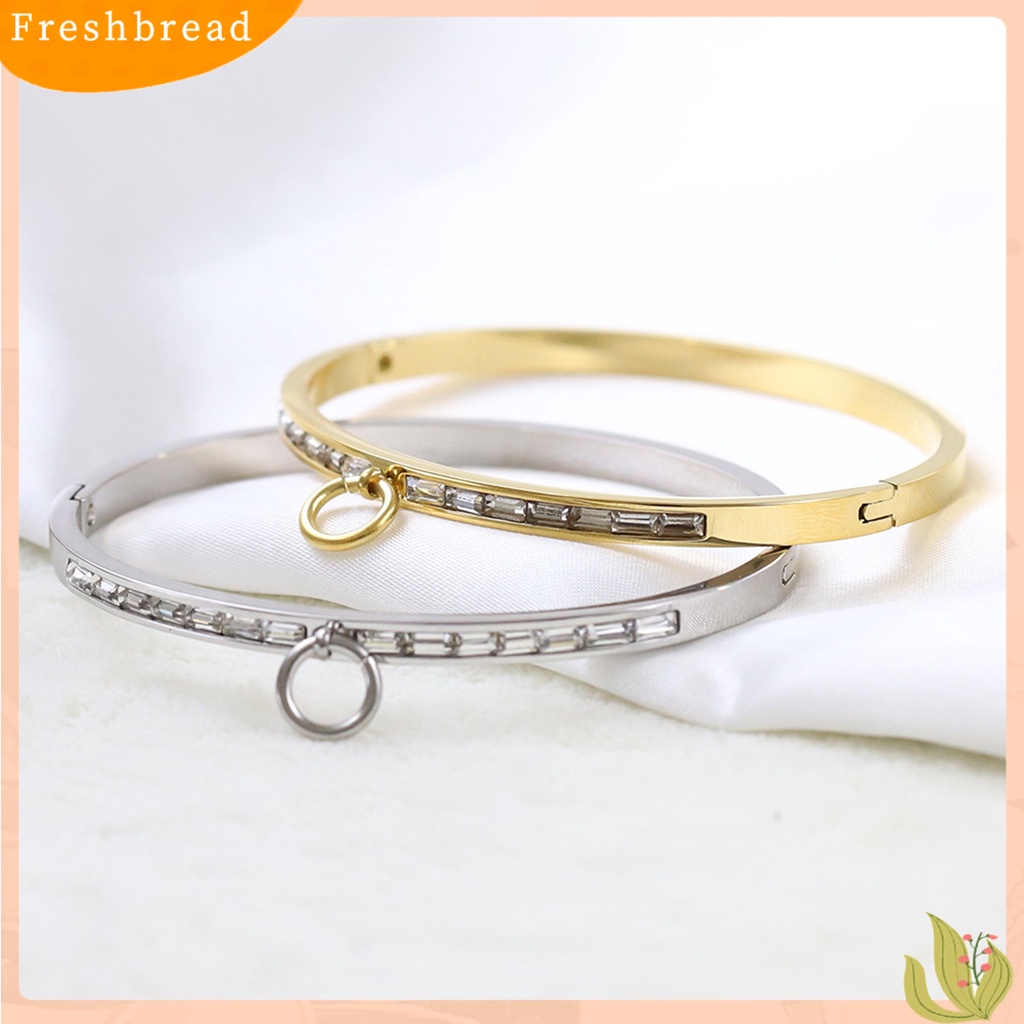 &lt; Freshbread &gt; Wanita Gelang Trendi Semua Pertandingan Anti Karat Minimalis Tahan Aus Pakaian Harian Memakai Warna Solid Baja Titanium Fashion Gelang Aksesori Pakaian