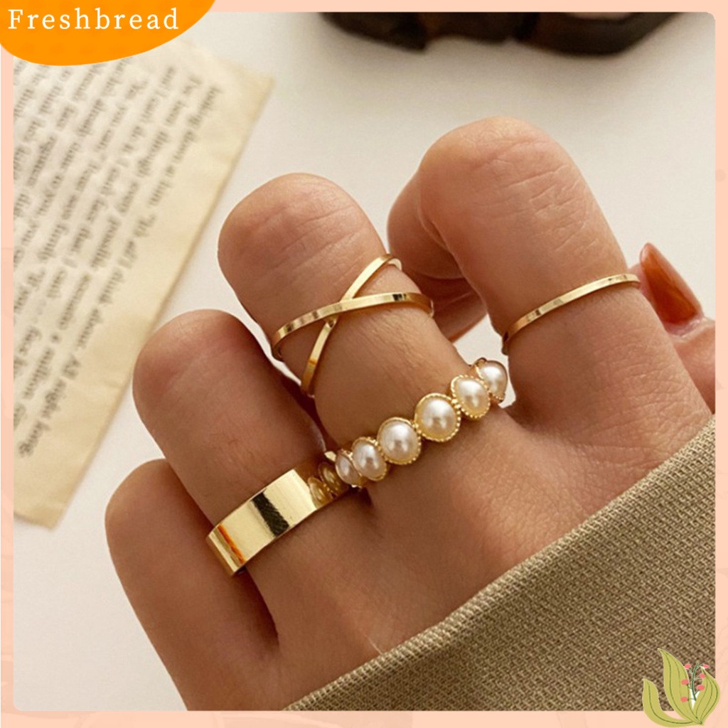 &lt; Freshbread &gt; 4Pcs Cincin Kawin Eye-catching Shiny Dress Up Tahan Lama Cincin Kilau Terang Indah Untuk Pesta