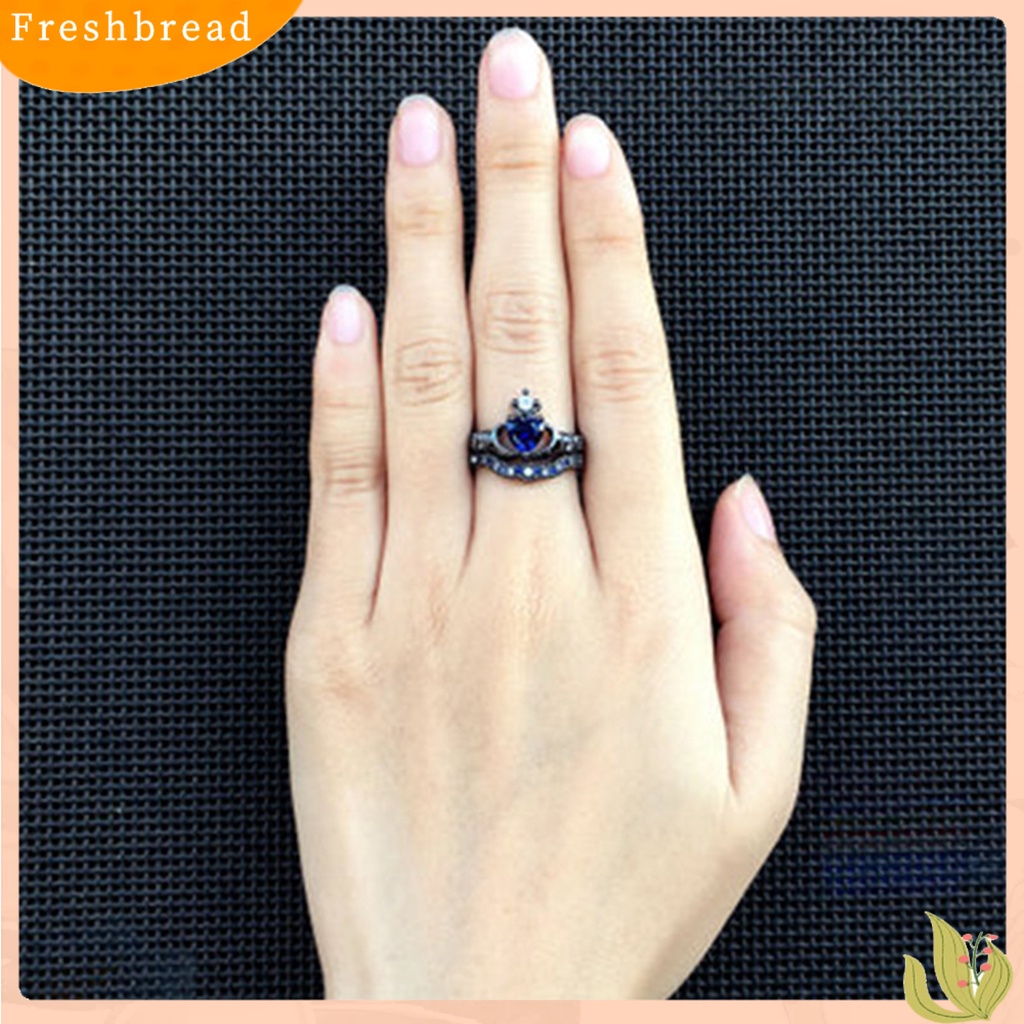 &lt; Freshbread &gt; Cincin Wanita Berlian Imitasi Mengkilap Stainless Ringan Cincin Jari Pasangan Untuk Hari Valentine