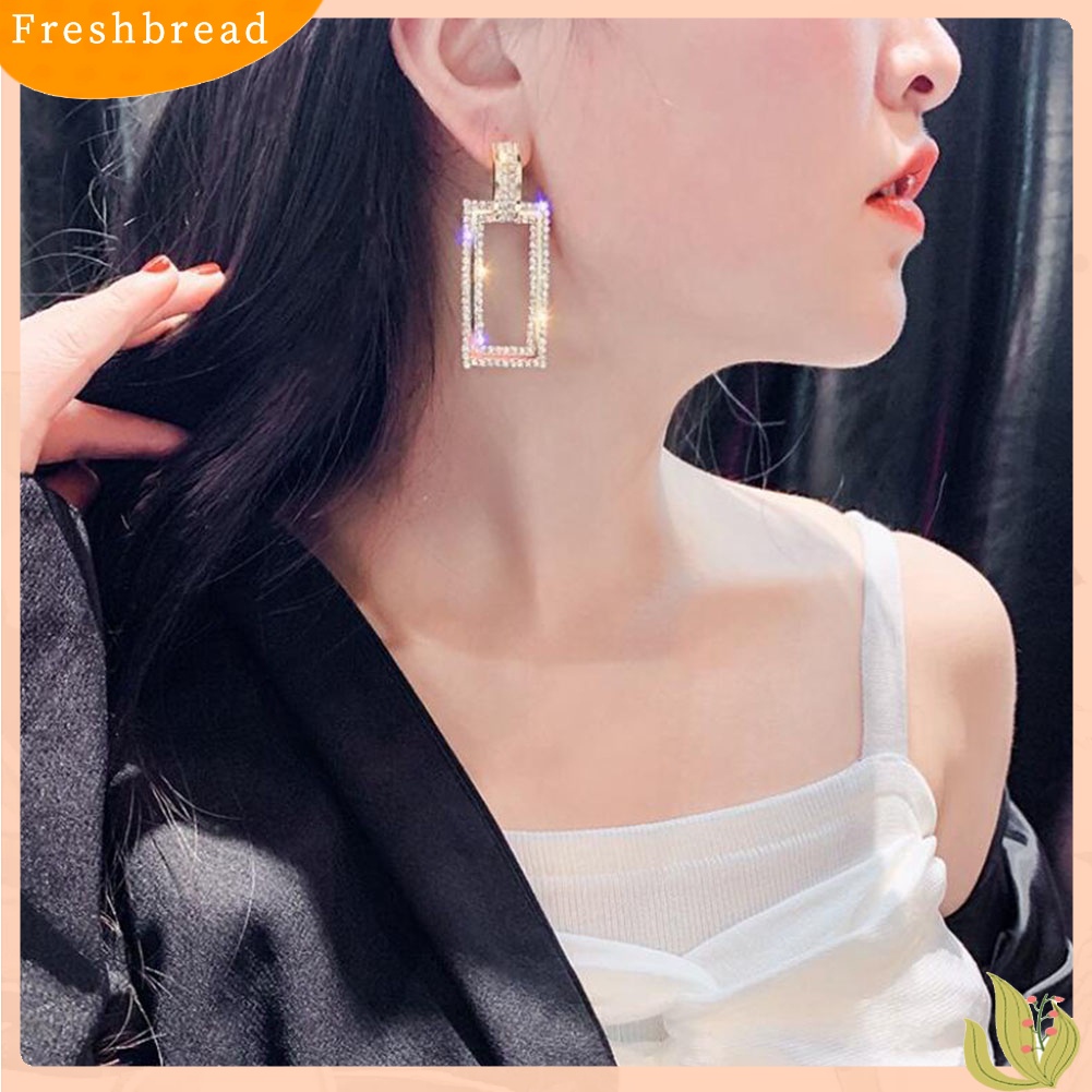 &lt; Freshbread &gt; Wanita Berlian Imitasi Bertatahkan Berongga Persegi Panjang Menjuntai Ear Stud Earrings Perhiasan Hadiah