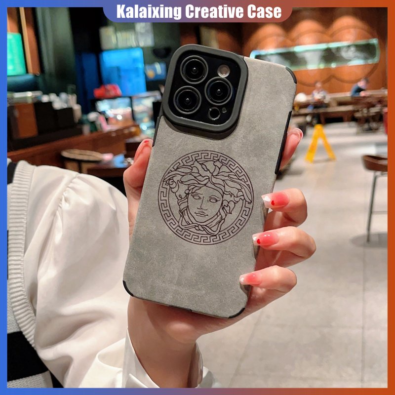 Versace Casing Kulit Untuk iPhone 14 Pro Max 13 Pro Max12 11 Xs Max 7Plus XR Xs Max Empat Sudut Anti Jatuh Case Printing Soft Cover