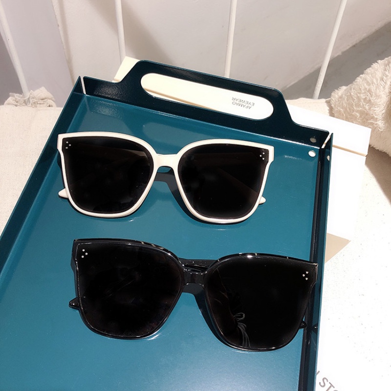 We Flower Korean Big Black Square Frame Sunglasses Untuk Wanita Pria Trendy Shades Anti UV400 Kacamata Outdoor Fashion Eyeglasses