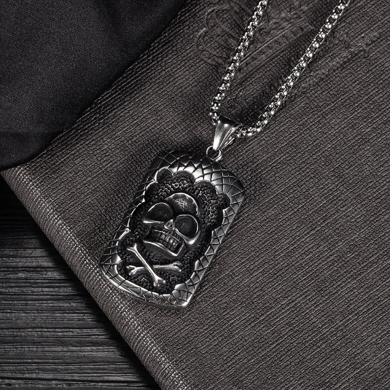 [X C Kalung] Baru Silvery Square Skull Head Titanium Steel Liontin Punk Hip Hop Stainless Steel Kalung Hadiah Pesta Ulang Tahun Untuk Pria Dan Wanita