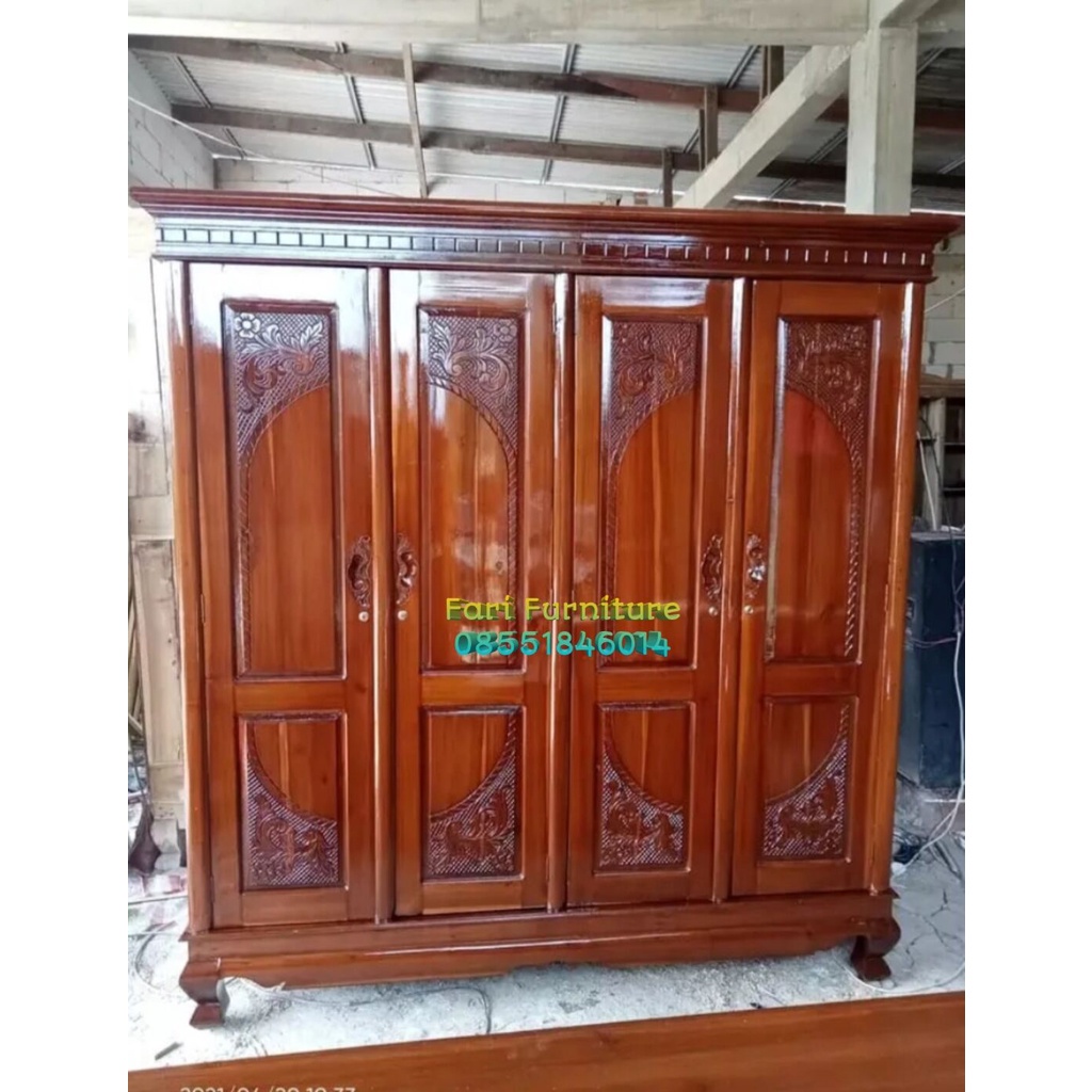Lemari Pakaian Kayu Jati Pintu 4 Furniture Jepara