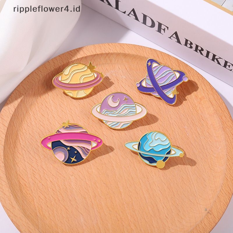 {rippleflower4.id} Bintang Langit Galaxy Koleksi Enamel Pin Romantis Luar Angkasa Planet Logam Kartun Lencana~