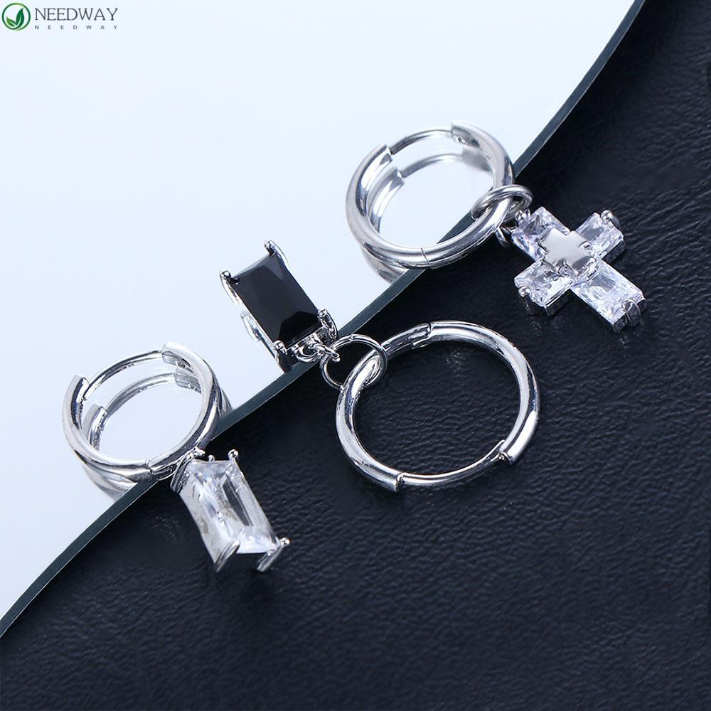 NEEDWAY Anting Hoop Wanita Kepribadian Hitam Ear Studs Fashion Jewelry Perhiasan Telinga Berlian Imitasi Baja Titanium Menjuntai Earrings