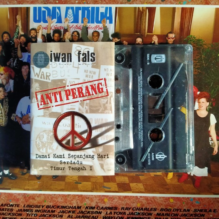 KASET IWAN FALS ANTI PERANG