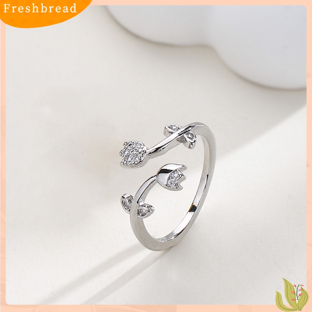 &lt; Freshbread &gt; Wanita Cincin Temperamen Berlian Imitasi Mengkilap Hias Berkilau Pembukaan Yang Dapat Disesuaikan Hadiah Hias Wanita Elegan Tulip Jari Cincin Perhiasan Pesta Untuk Pacaran