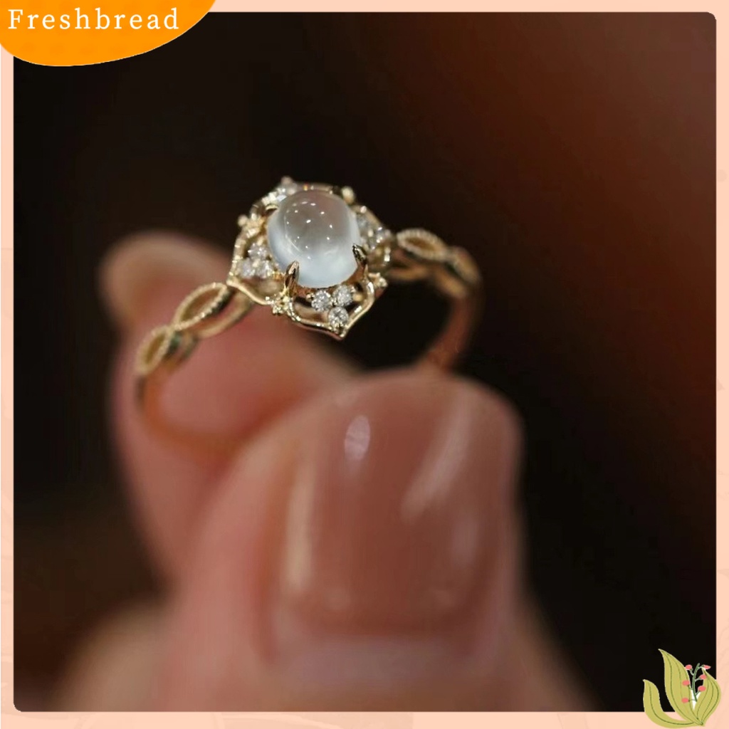 &lt; Freshbread &gt; Wanita Cincin Shiny Romantic Hollow Out Sparkling Adjustable Hadiah Hias Faux Moonstone Wedding Ring Pesta Perhiasan Aksesori Busana