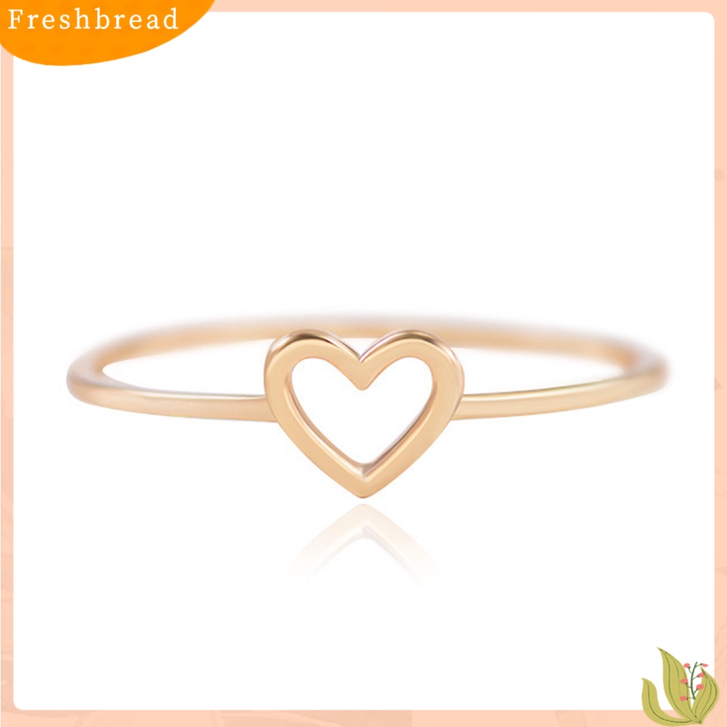 &lt; Freshbread &gt; Wanita Sederhana Melubangi-out Cincin Hati Valentine Lamaran Circlet Perhiasan Hadiah