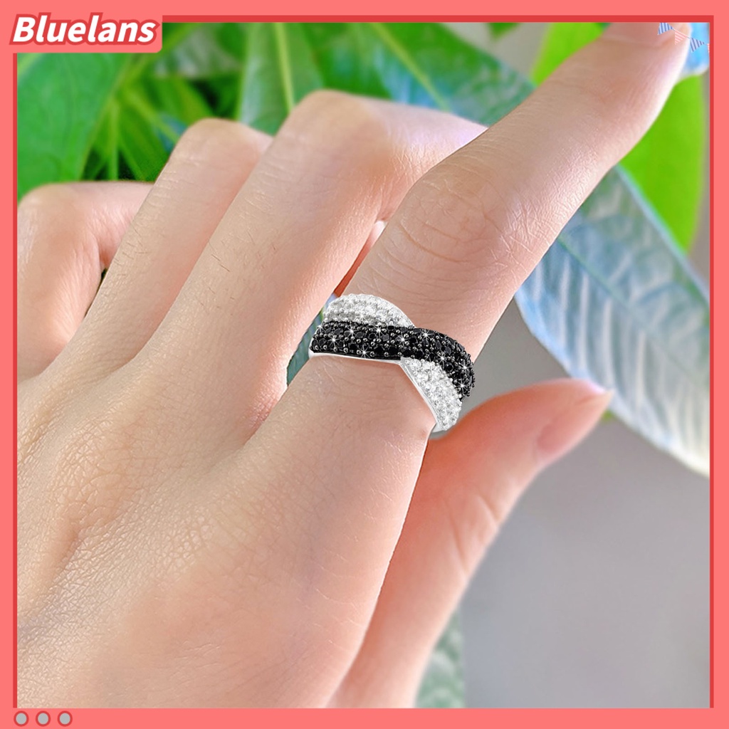 {In Stock} Wanita Cincin Jari Ganda Warna Berlian Imitasi Mengkilap Hias Bentuk Salib Disabit Lady Circlet Perhiasan Harian