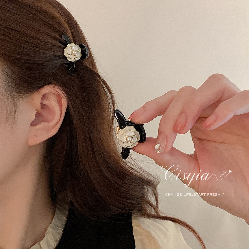 2 Pcs Elegan Hitam Putih Camellia Hair Clip Bang Mini Hiu Klip Jepit Rambut Aksesoris Rambut