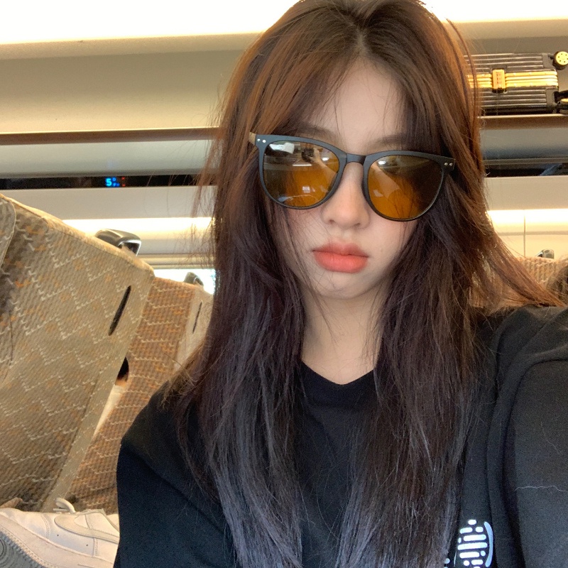 We Flower Chic Hitam Lipat Bingkai Persegi Kacamata Hitam Untuk Wanita Pria Trendi Perlindungan UV400 Kacamata Luar Ruangan Fashion Kacamata Liburan Mengemudi Nuansa