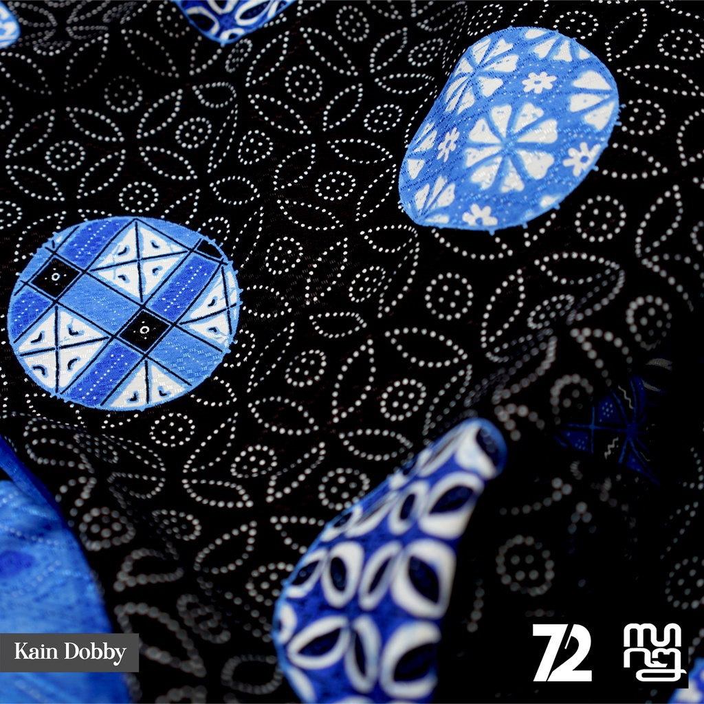 BAHAN BATIK PREMIUM Dobby Dobi Dobbi Kontemporer Modern Warna Hitam Biru 723509 Cap 72 Jarik Jarit Samping Kebat Panjang Batik Dobby Modern Premium Bahan Seragam Batik Pernikahan Kantor Keluarga Murah Kamen Jadi Batik Bali Lembaran