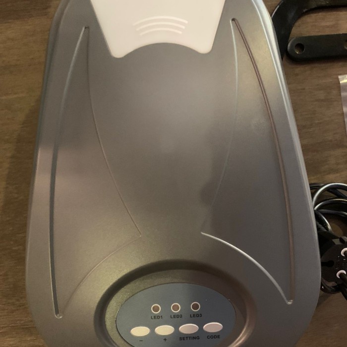 

Garage Door Opener / Mesin Garasi Otomatis