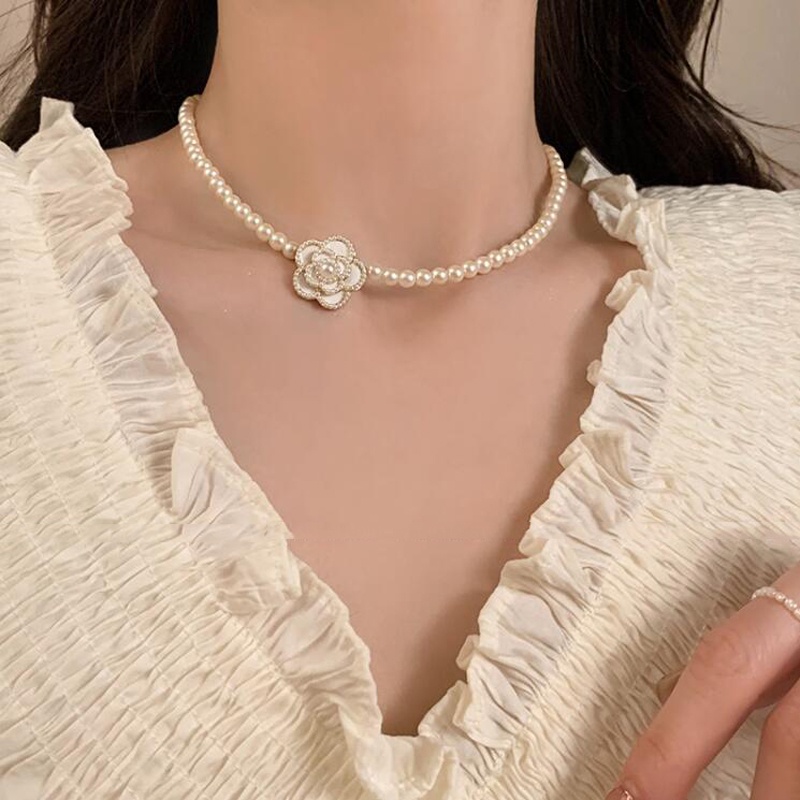 Roselife Vintage 3D Camellia Pearl Beaded Choker Necklace Untuk Wanita Perempuan Retro Bunga Mawar Kalung Pernikahan Makan Pesta Yang Diperlukan Kalung Anda