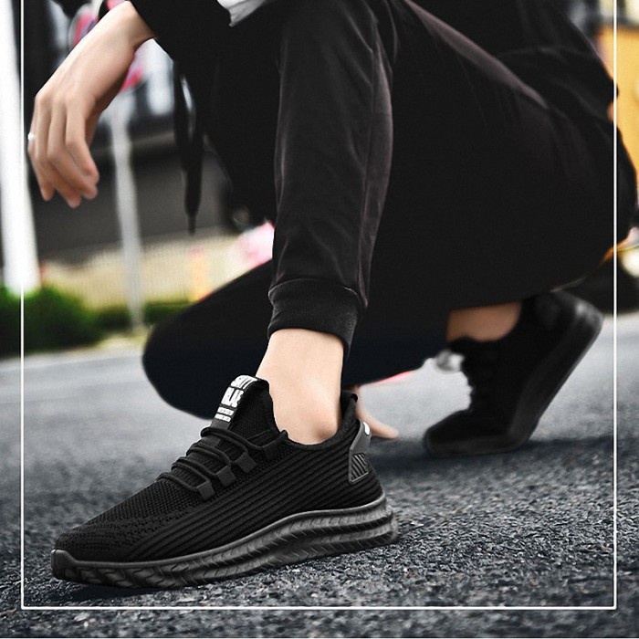 (COD) Leedoo Sepatu Pria Sepatu Olahraga Sepatu Sneakers Fashion Pria MR109 - Hitam, 40