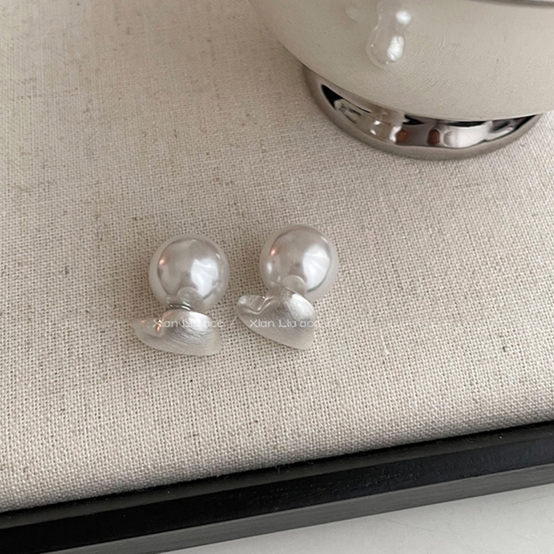 A Two-Wear Brushed Love Pearl Anting Temperamen Manis All-Match Sederhana