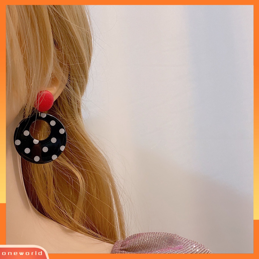 [ONE] 1pasang Anting Wanita Desain Dot Lingkaran Geometris Permukaan Halus Tahan Aus Berdandan Tahan Luntur Fashion Pesta Lady Stud Menjuntai Anting-Anting Perhiasan Aksesori