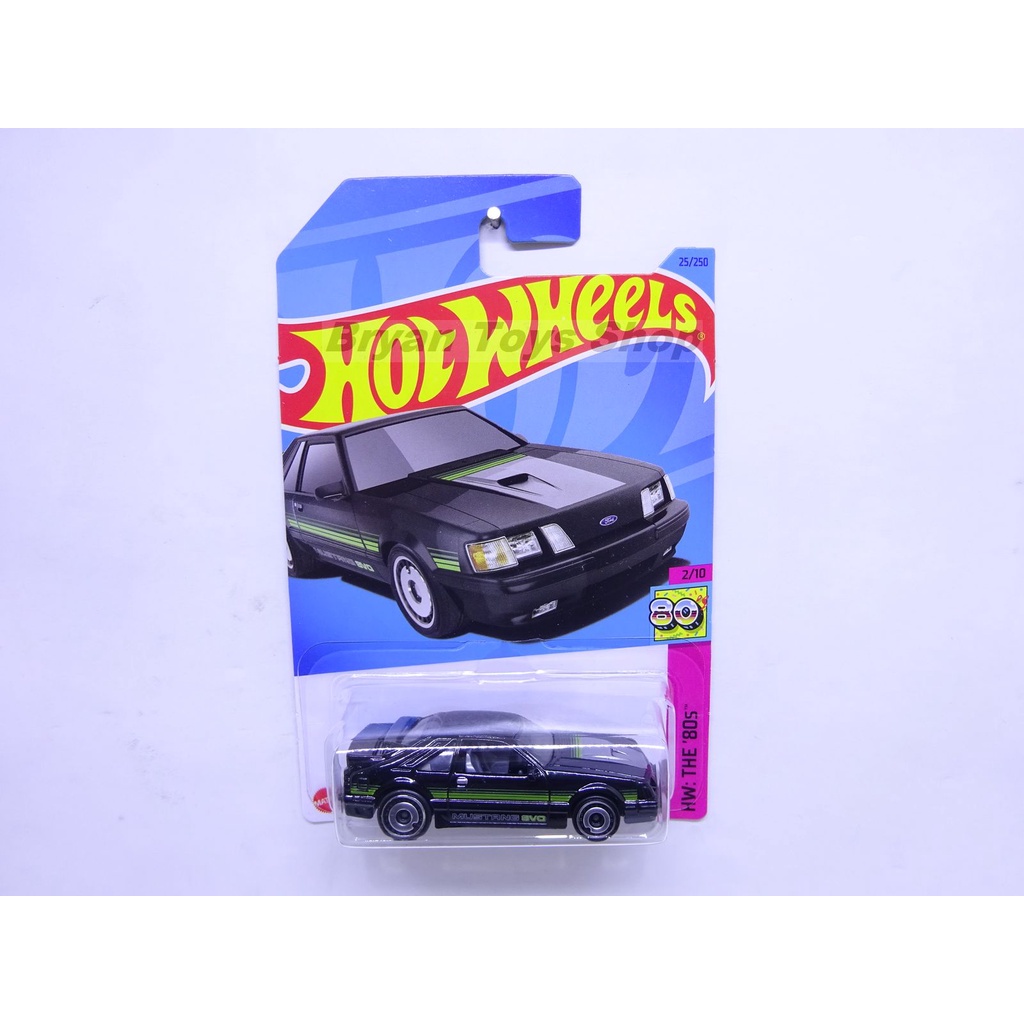 Hot Wheels 84 Mustang SV0 Hitam