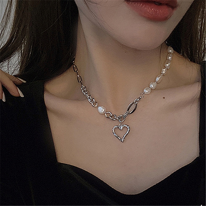 Baroque Irregular Pearl Stitching Necklace All-Match Liontin Hati Berongga ins Gaya Keren Rantai Klavikula Kalung Necklace