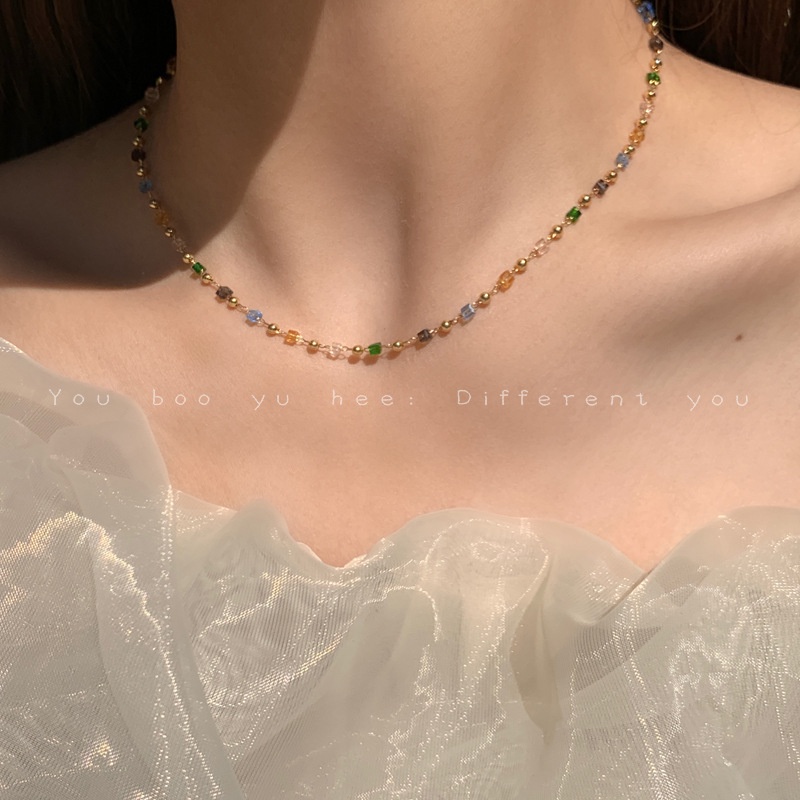 Ultra-halus Berwarna Kristal Kalung Perempuan Musim Panas Cahaya Mewah Niche Desain High-End Rasa Mori Gaya Manik-Manik Kecil Kalung Klavikula Cha