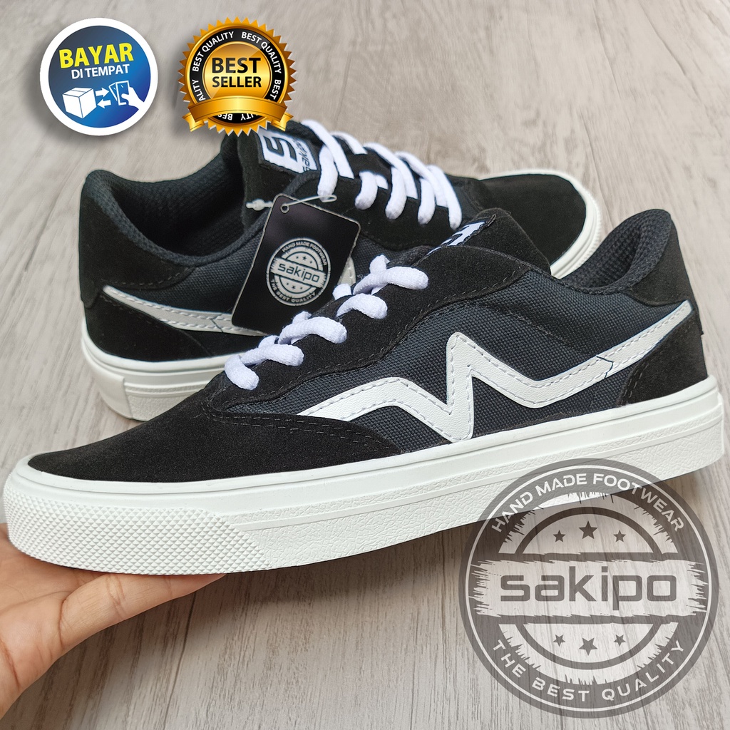 PROMO 8.8 !!  SEPATU DISTRO REMAJA KARET HITAM PUTIH / SNEAKERS REMAJA PRIA SOL KARET LENTUR / SNEAKERS SKATEBOARD PRIA SOL KARET / SEPATU REMAJA GAUL HANGOUT / SEPATU SEKOLAH SMA KULIAH / SEPATU KASUAL SANTAI / SEPATU ORIGINAL / SAKIPO