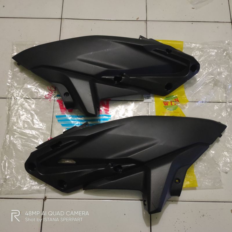 cover body side sambungan body samping kanan kiri vario techno 125 fi old KZR non original