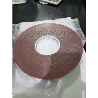 

Double tape 3M 8mm x 33M