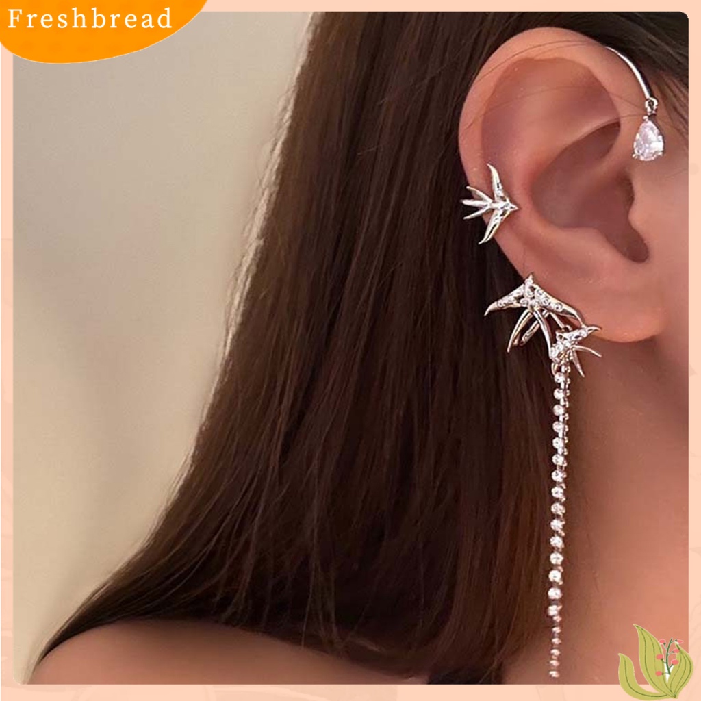 &lt; Freshbread &gt; 1pasang Anting Wanita Terbang Bentuk Walet Jumbai Perhiasan Fashion Penampilan Anting Klip Elektroplating Untuk Pakaian Sehari-Hari