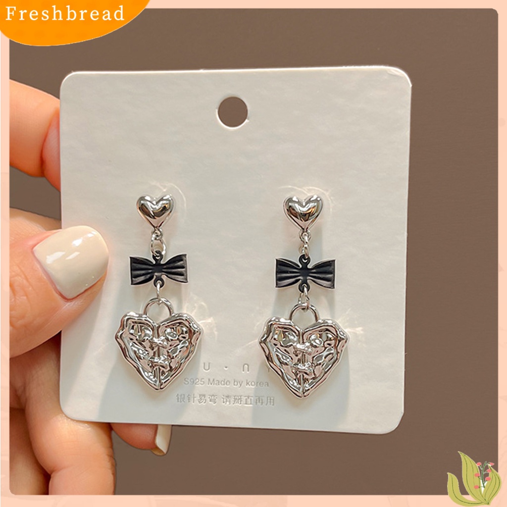 &lt; Freshbread &gt; 1pasang Drop Earrings Kepribadian Ikatan Simpul Gaya Korea Retro Embossment Cinta Hati Stud Earrings Perhiasan Aksesori