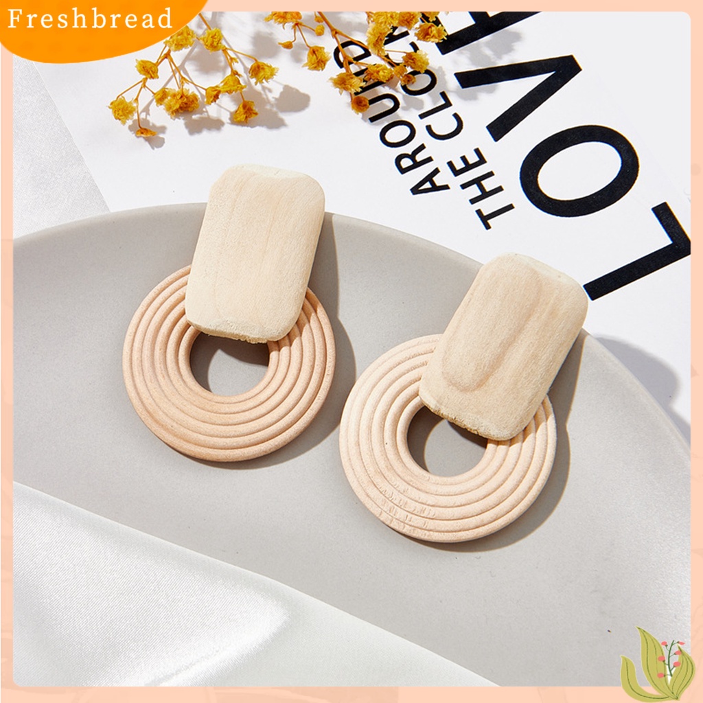 &lt; Freshbread &gt; 1pasang Anting Wanita Berongga Keluar Bulat Perhiasan Manik-Manik Berlebihan Earrings Untuk Liburan