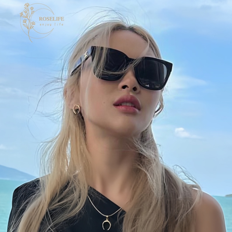 Roselife Ins Trendy Emas C Besar Square Frame Sunglasses Untuk Wanita Pria Keren Hitam Oversize Sunny Kacamata Liburan Luar Ruangan Mengemudi Kacamata Kacamata Warna Perlindungan UV400 Kacamata