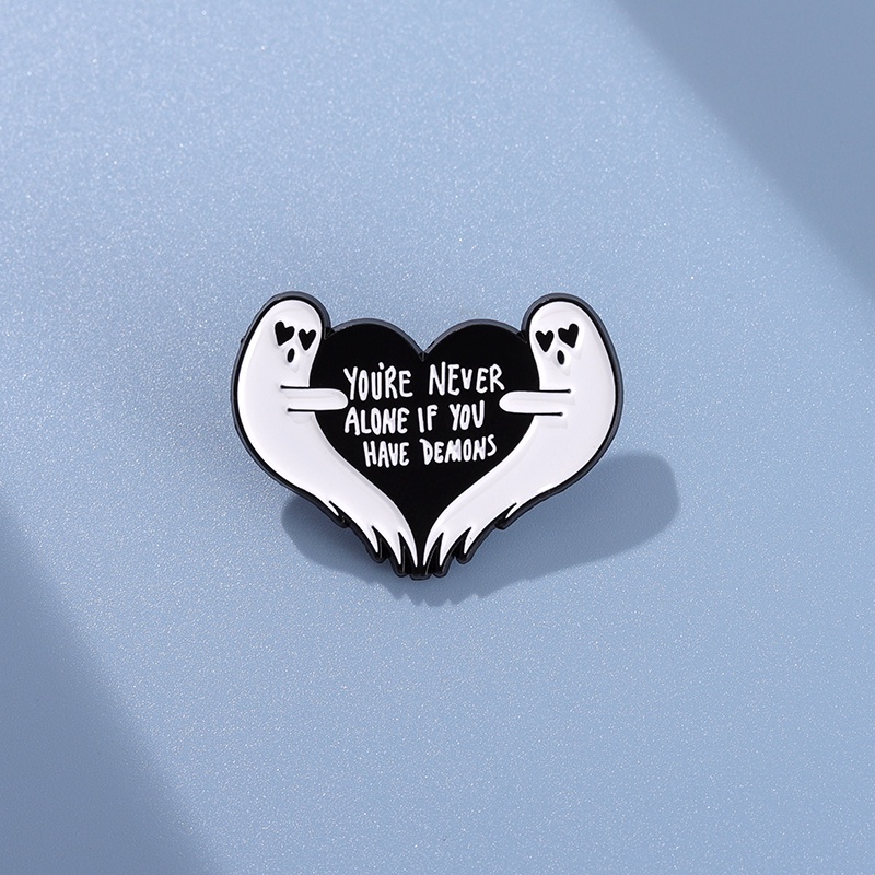 Pin Kerah Hati Hantu Kreatif &quot;YOUR NEVER&quot; Ransel Badge Hadiah Halloween Kostum Aksesori Untuk Teman