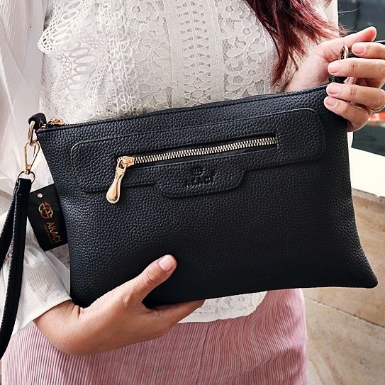 Akaci tas selempang wanita / pria clutch PENTRA 257033 Bahan papirut kulit jeruk cocok untuk santai bisa selempang tali panjang asessoris tebal dapat 2 tali