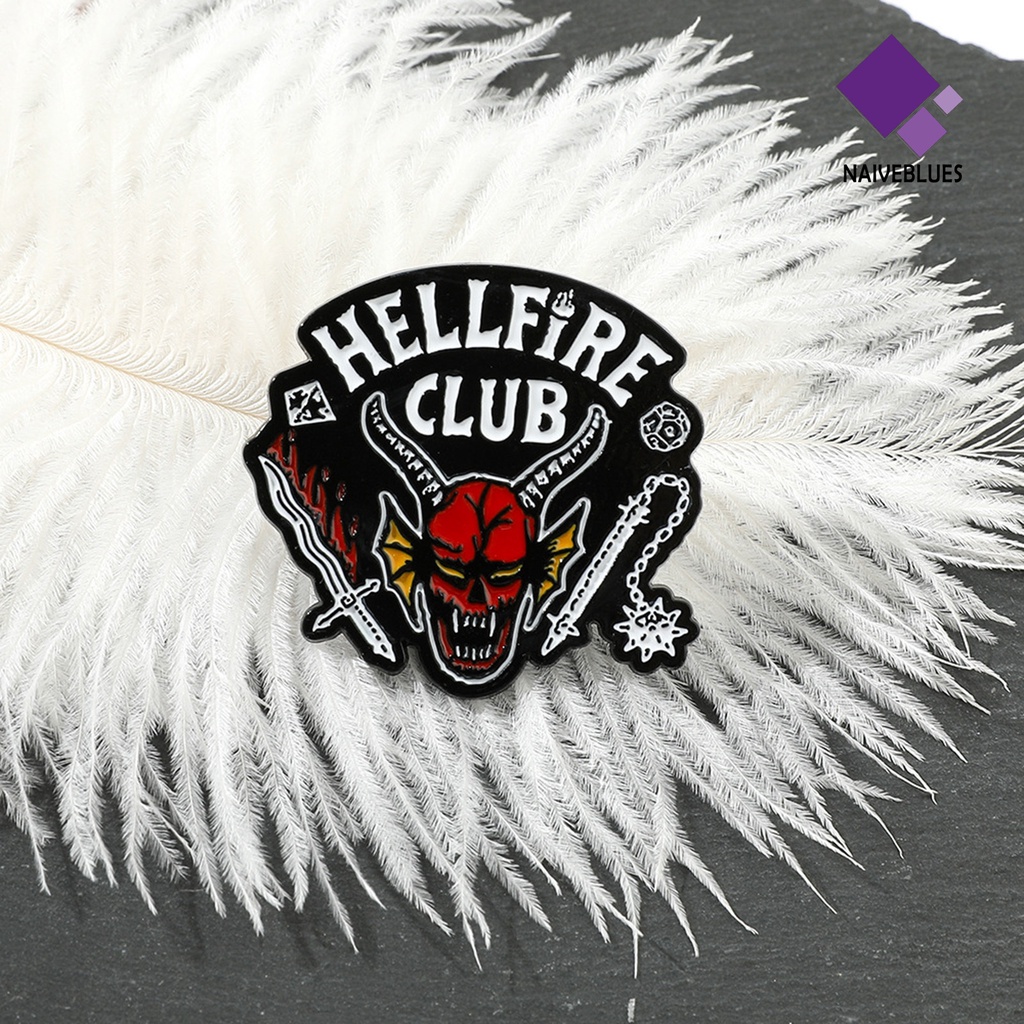 &lt; Naiveblues &gt; Stranger Things Brooch Hell Club Eye-catching Portable Gaun Halus Bros Wajah Tahan Lama Untuk