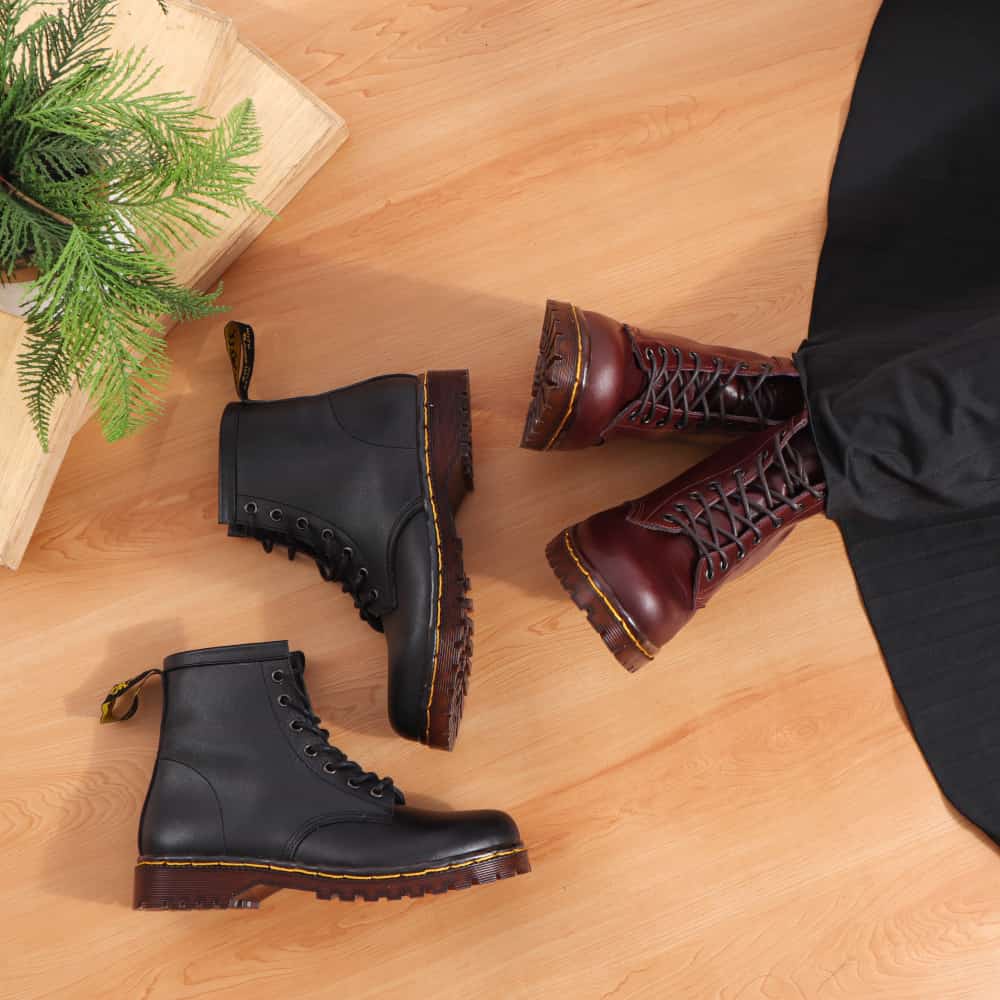 sepatu boot wanita kulit asli sepatu boot docmart wanita sepatu boot cewek sepatu boot korea avril g