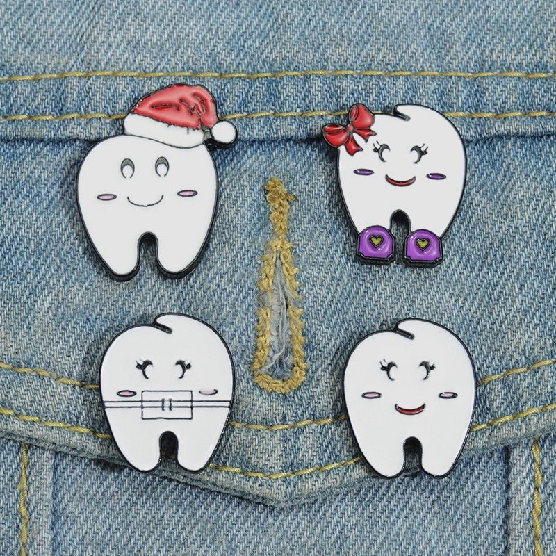 Lucu Kartun Imut Gigi Desain Logam Enamel Bros Kepribadian Fashion Gigi Lencana Pin Aksesoris Pakaian Perhiasan