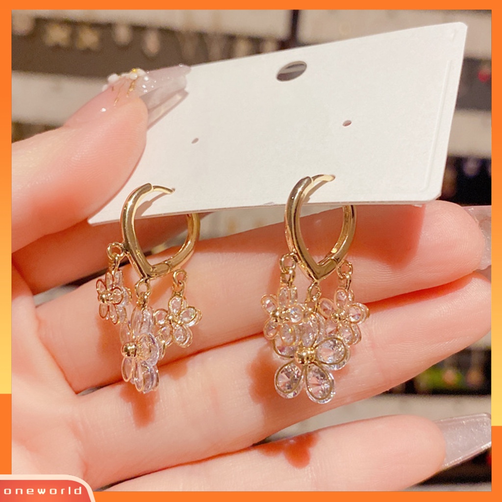 [WOD] 1pasang Wanita Hoop Earrings Shiny Vivid Rumbai Kristal Imitasi Bentuk Bunga Anting Gantung Perhiasan Pernikahan