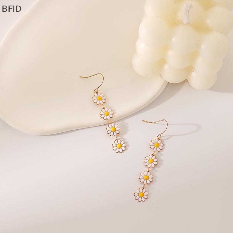 [BFID] 1pasang Anting Liontin Daisy Warna-Warni Lucu Kepribadian Sederhana Fashion Anting Unik Untuk Wanita Perhiasan Pesta Hadiah Ulang Tahun [ID]